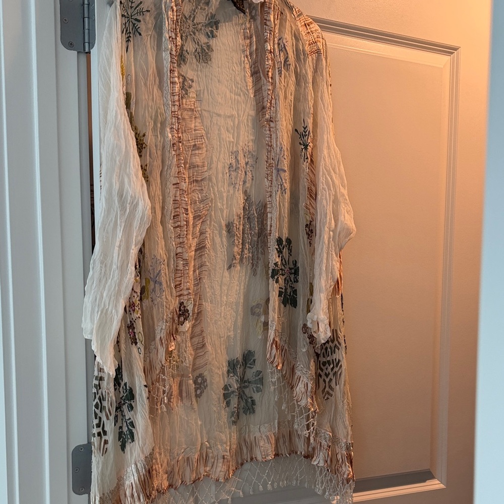 Cream Floral Sheer Tunic Kimono with Fringe